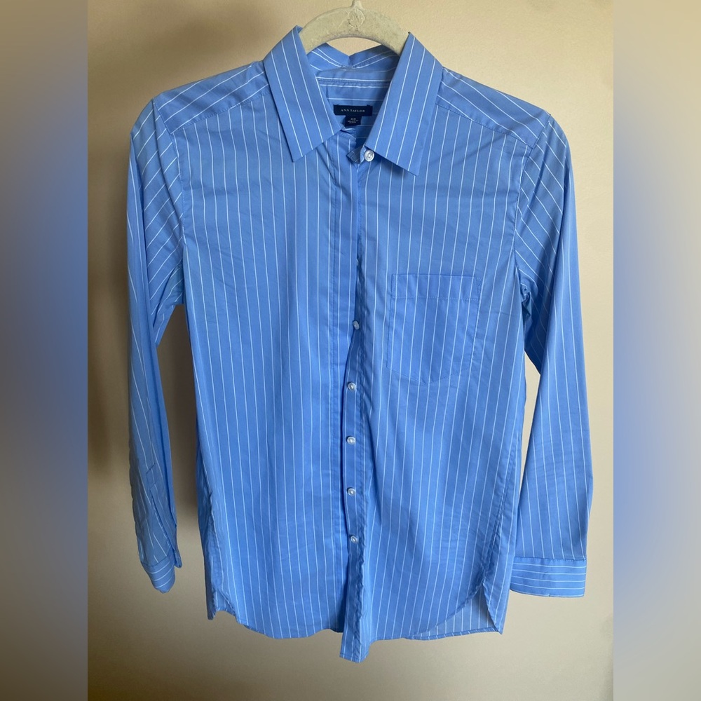 Ann Taylor XS Button-Down - New Without Tags